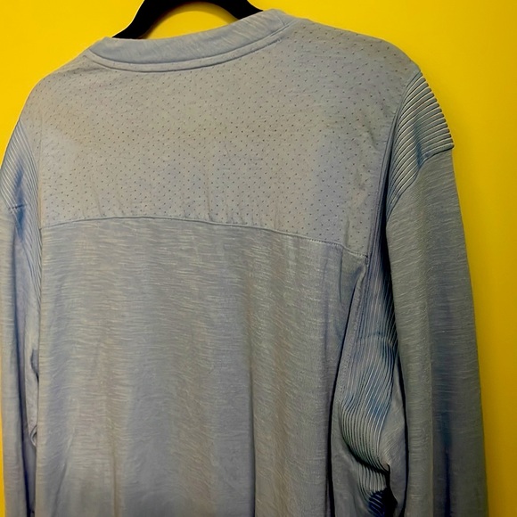 Nike Dri-FIT Team Player Long Sleeve UV Crew Neck Shirt - Picture 6 of 7